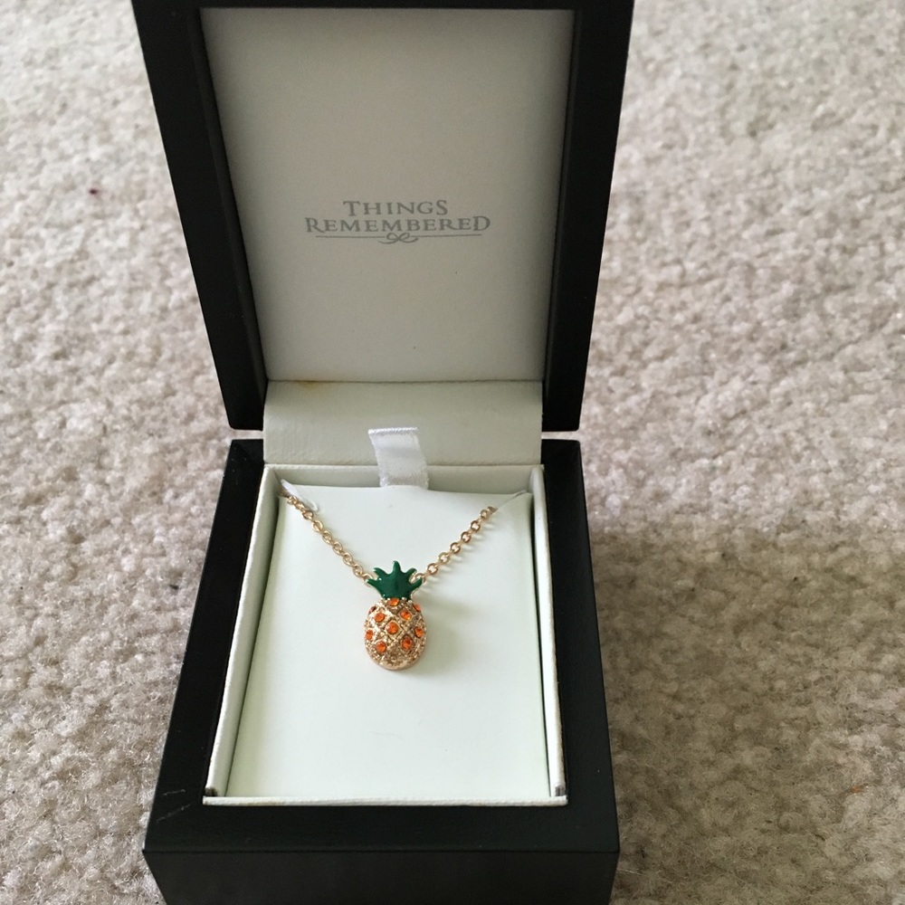 Pineapple necklace